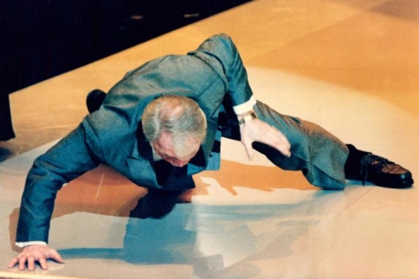 Jack Palance doing a on-armed push up at the 1992 Oscars